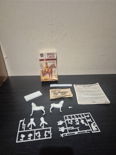 Vintage airfix bengal - 1:32,