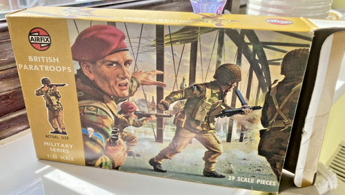 Airfix 32 british - 1/32,