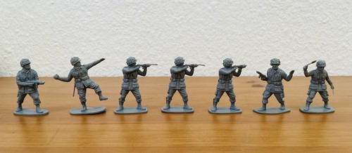 Airfix paratroops - airfix,